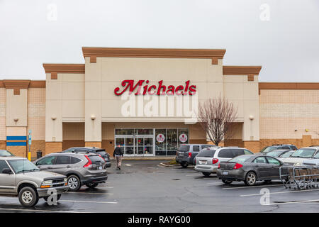 HICKORY, NC, USA-1/3/19 : Michaels Stores, Inc. est le plus grand art américain et de l'artisanat, de la chaîne de vente au détail actuellement plus de 1 200 magasins. Banque D'Images