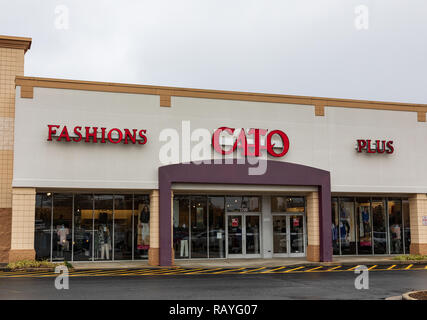 HICKORY, NC, USA-1/3/19 : Cato's est un détaillant américain de la mode féminine et d'accessoires, dont le siège social est situé à Charlotte, NC, avec plus de 1300 magasins. Banque D'Images