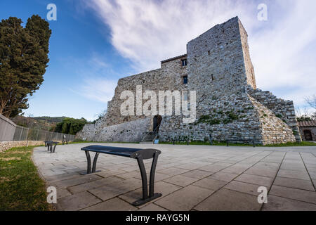 De l'ensemble monumental de la Rocca Aldobrandesca château de Suvereto, province de Livourne, Toscane, Italie Banque D'Images