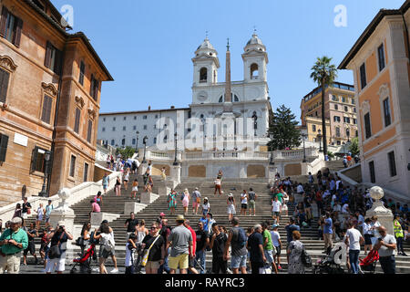 ROME, ITALIE - 21 août 2018 : Les gens en Espagne où est l'un des plus populaire destination de Rome Banque D'Images