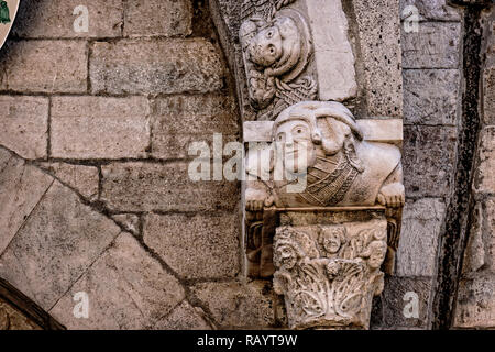 Italie Basilicat façade portail Cathédrale Acerenza Banque D'Images