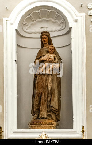 Italie Basilicate Miglionico Basilique Madonna con bambino Nicolò Bozzolo Banque D'Images