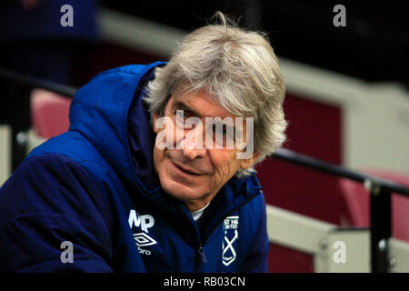 Londres, Royaume-Uni. 5 janvier, 2019. West Ham United Manager Manuel Pellegrini. L'unis en FA Cup, 3ème tour, West Ham United v Birmingham City au stade de Londres, Queen Elizabeth Olympic Park de Londres le samedi 5 janvier 2019. Ce droit ne peut être utilisé qu'à des fins rédactionnelles. Usage éditorial uniquement, licence requise pour un usage commercial. Aucune utilisation de pari, de jeux ou d'un seul club/ligue/dvd publications pic par Steffan Bowen/Andrew Orchard la photographie de sport/Alamy live news Banque D'Images