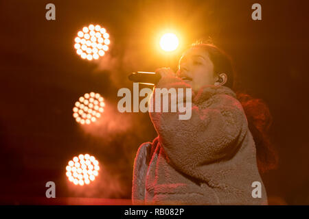 Santa Clara, Californie, États-Unis. 4 janvier, 2019. Janvier 04, 2019 - San Jose, Californie, États-Unis - Alessia Cara fonctionne à l'AT&T de lecture en séries Live !, avant le match de football du championnat national match entre le Clemson Tigers et de l'Alabama Crimson Tide chez Levi's Stadium, Santa Clara, Californie. Crédit : Adam Lacy/ZUMA/Alamy Fil Live News Banque D'Images