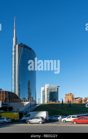 La tour d'Unicredit conçu par l'architecte César Pelli, dans le quartier Isola à Milan, Italie Banque D'Images