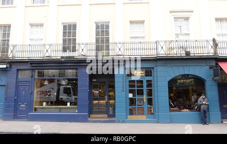 Une vue générale de Jamie's Italian Restaurant à Greenwich après un incendie s'est produit Où : London, Royaume-Uni Quand : 10 Mar 2015 Crédit : Steve Finn/WENN Banque D'Images