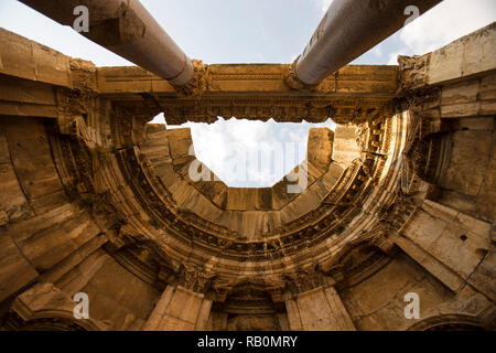 Vestiges romains de l'antique temple d'Héliopolis. Baalbek, vallée de la Bekaa, au Liban. Banque D'Images