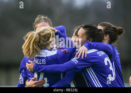 Solihull, Royaume-Uni. 6 janvier, 2019. Birmingham City célébrer un but par Kerys Harrop mettre les Blues 1-0 de l'avant contre la lecture des femmes. Les femmes de la BCFC a gagné 2-1. Peter Lopeman/Alamy Live News Banque D'Images