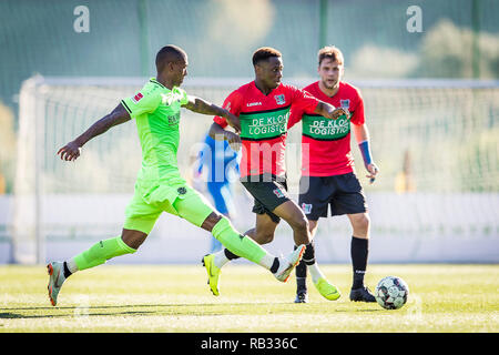 Estepona, Espagne. 06 Jan, 2019. Estepona, Espagne. 6 janvier 2019. Football néerlandais Keuken Kampioen divisie 2018 / 2019 la saison. NEC DVD Jonathan Okita pendant le match NEC - Hanovre 96. Credit : Pro Shots/Alamy Live News Crédit : Pro Shots/Alamy Live News Banque D'Images
