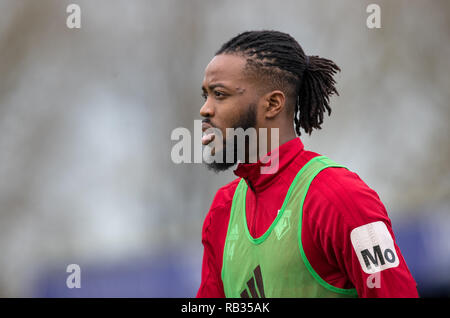 Woking, Royaume-Uni. 06 Jan, 2019. Nathaniel Chalobah de Watford en avant de la FA Cup 3ème tour entre Woking et Watford au stade de Kingfield, Woking, Angleterre le 6 janvier 2019. Photo par Andy Rowland. . (Photographie peut uniquement être utilisé pour les journaux et/ou magazines fins éditoriales. www.football-dataco.com) Crédit : Andrew Rowland/Alamy Live News Banque D'Images