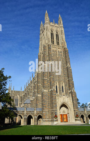 Chapelle de l'Université Duke à Durham NC est modestement décorées pendant la saison de vacances. Banque D'Images