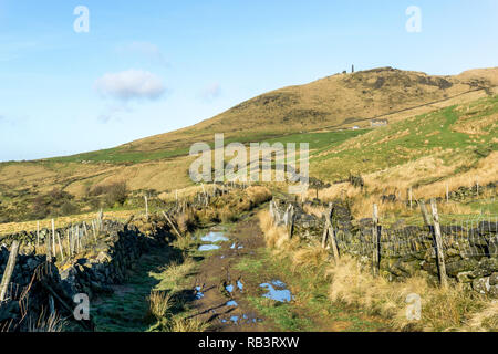 Obélisque War Memorial,Aldermans Hill,Tameside Moor, Greater Manchester, Lancashire, Royaume-Uni. Banque D'Images