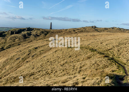 Obélisque War Memorial,Aldermans Hill,Tameside Moor, Greater Manchester, Lancashire, Royaume-Uni. Banque D'Images