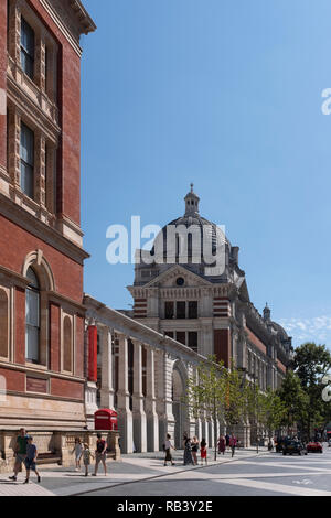 Cour Sackler, Victoria & Albert Museum, Kensington, London, UK Banque D'Images