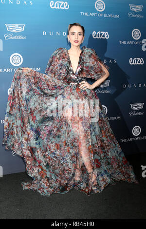 Los Angeles, Californie, USA. 5e Jan, 2019. LILY Collins à l'Art de l'Élysée 12e ciel Célébration à un emplacement privé à Los Angeles. Credit : Kay Blake/ZUMA/Alamy Fil Live News Banque D'Images