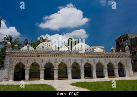 Mosquée Star, connu localement sous le nom de Tara Masjid. La mosquée est décorée avec des Anglais et Japonais importés chine tuiles d'argile et d'utiliser les deux méthodes d'e Banque D'Images