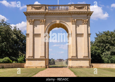 Le Corinthian Arch sur la voie d'origine à Stowe House, dans le Buckinghamshire UK Banque D'Images