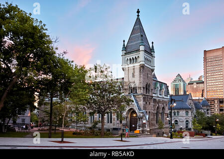 L'Université Mcgill Morrice Hall Building, ancien collège presbytérien sur la rue McTavish à Montréal, Québec, Canada. Banque D'Images