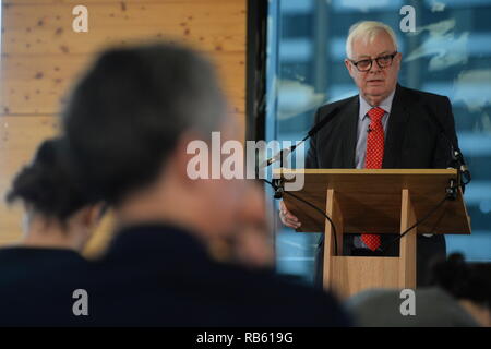 L'ancien ministre conservateur et Hong Kong le gouverneur Lord Patten s'exprimant lors d'un vote du peuple événement au Coin Street Neighbourhood Centre, centre de Londres. Banque D'Images