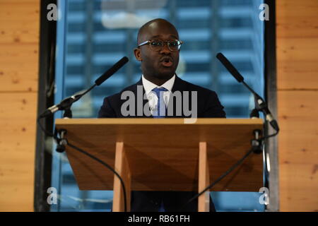 Ancien ministre des universités Sam Gyimah s'exprimant lors d'un vote du peuple événement au Coin Street Neighbourhood Centre, centre de Londres. Banque D'Images