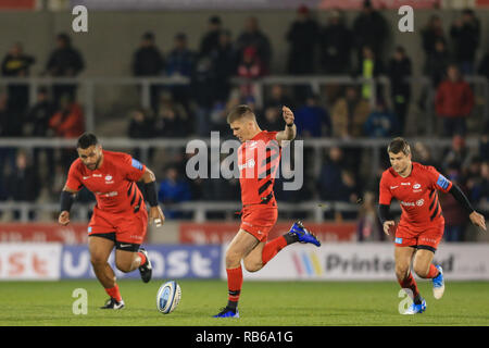 4e janvier 2018, Stade AJ Bell , Vente, Angleterre ; Gallagher Premiership, Sale v Saracens ; Owen Farrel de Sarrasins au cours du jeu Crédit : Mark Cosgrove/News Images Banque D'Images