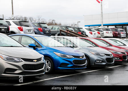 Nouvelle Chevrolet (Chevy) sedan véhicules sur un concessionnaire lot en Wilkes-Barre, Pennsylvanie, le 30 décembre 2018. Banque D'Images