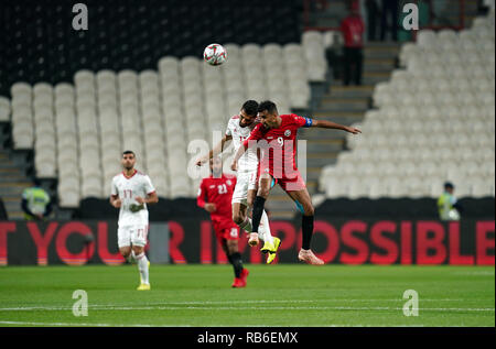 7 janvier 2019 : Vahid Amiri d Iranchallening pour la balle contre l'Al-SasiÃŠof Ala Yémen au cours de l'Iran au Yémen v Al-Nahyan Stadium à Abu Dhabi, EAU, AFC Asian Cup, championnat de football d'Asie. Ulrik Pedersen/CSM. Banque D'Images