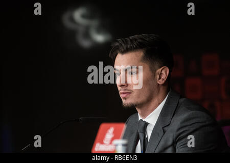 Madrid, Espagne. 7 janvier, 2019. Brahim Diaz au cours de sa présentation, après avoir signé pour le Real Madrid au stade Santiago Bernabeu. Credit : Marcos del Mazo/Alamy Live News Banque D'Images