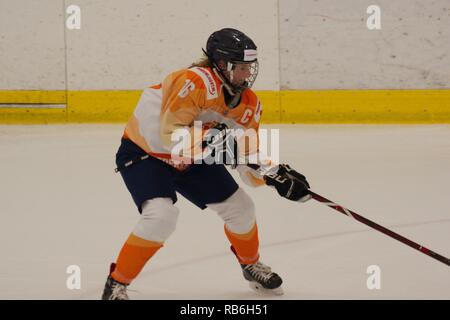 Dumfries, en Écosse, le 7 janvier 2019. Esther de Jong jouant des Pays-Bas dans le Hockey sur glace 2019 U18 Women's World Championship, Division 1, Groupe B de Dumfries bol de glace. Crédit : Colin Edwards/Alamy Live News. Banque D'Images