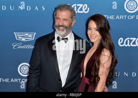 Mel Gibson et sa petite amie Rosalind Ross assistant à l'Art de l'Elysium 12e célébration annuelle - le ciel le 5 janvier 2019 à Los Angeles, Californie. Banque D'Images