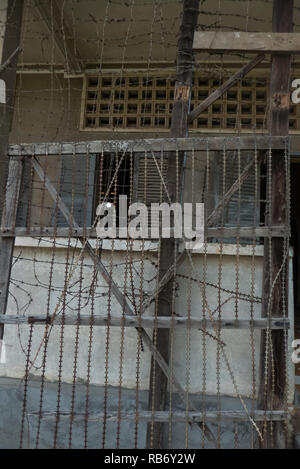 Cell-bloc C dans l'ancienne prison de Tuol Sleng, aka S-21, à l'origine une école, maintenant le Musée du Génocide, Phnom Penh, Cambodge Banque D'Images