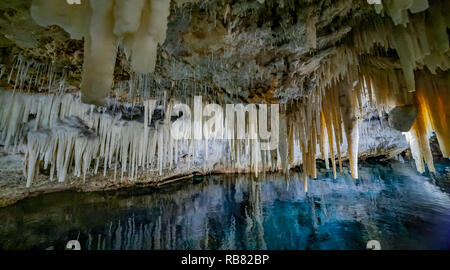 Hamilton, Burmuda. Crystal caves est l'une des Bermudes doivent voir merveilles naturelles. Banque D'Images