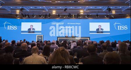 Le Secrétaire de la Défense Ash Carter parle au dialogue dans Manama Manama, Bahreïn, le 10 décembre 2016. Banque D'Images