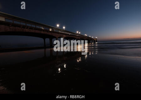 Boscombe Pier at Night Banque D'Images