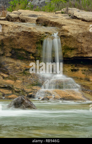 Cascades de la rivière Pedernales, Pedernales Falls State Park, Texas, États-Unis Banque D'Images