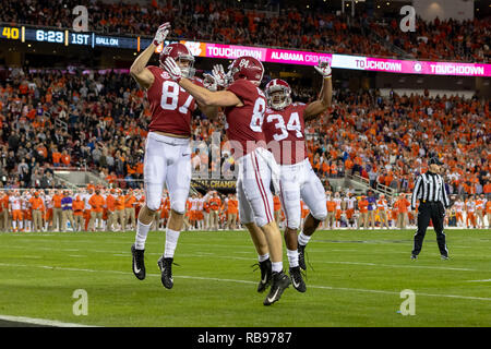 Santa Clara, Californie, États-Unis. Jan 7, 2019. Alabama Crimson Tide tight end HALE HENTGES (84) célèbre après avoir attrapé une passe pour un touchdown dans les éliminatoires du championnat national de football match entre le Clemson Tigers et de l'Alabama Crimson Tide chez Levi's Stadium. Crédit : Adam Lacy/ZUMA/Alamy Fil Live News Banque D'Images