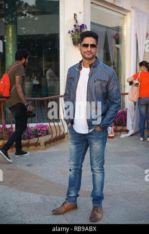 Mumbai, Inde. 7 janvier, 2019. Vicky Bollywood Kaushal, Paresh Rawal et Yami Gautam et starcast faisant la promotion de leur film à venir à URI et Sun Sand Hotel Juhu à Mumbai en Inde le 7 jan 2019 : Crédit Prodip Guha/Alamy Live News Banque D'Images