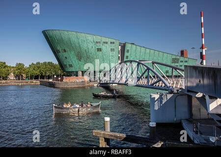 Les Pays-Bas, Amsterdam. Musée scientifique NEMO. Banque D'Images