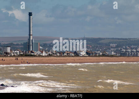 Shoreham-by-sea, West Sussex, plage et power station Banque D'Images