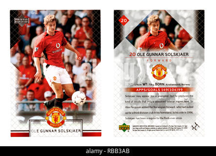 L'avant et l'arrière d'un pont supérieur football player card à partir de 2002 avec Ole Gunnar Solskjaer jouer pour Manchester United Banque D'Images