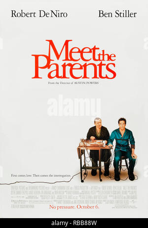 Rencontrez les parents (2000) réalisé par Jay Roach avec Ben Stiller, Robert De Niro, Teri Polo et Owen Wilson. Greg Focker répond à son amie et protectrice de la CIA formés père. Banque D'Images