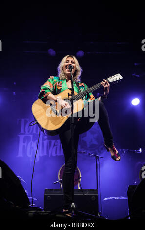 L'American-Canadian chanteur, auteur-compositeur et musicien Martha Wainwright effectue un concert live au Danish folk, blues et country music festival 2014 Festival Tønder. Le Danemark, 31/08 2014. À l'exception du Danemark. Banque D'Images