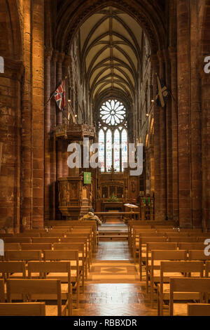 La Cathédrale Saint Magnus sanctuaire intérieur à Kirkwall, Orkney Isles, Ecosse, Royaume-Uni, Europe. Banque D'Images