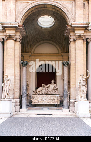 Rome, Italie - 09 novembre 2018 : la sculpture au Musée du Vatican Banque D'Images