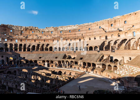 Rome, Italie, le 10 novembre 2018. L'intérieur du Colisée à Rome, Italie Banque D'Images