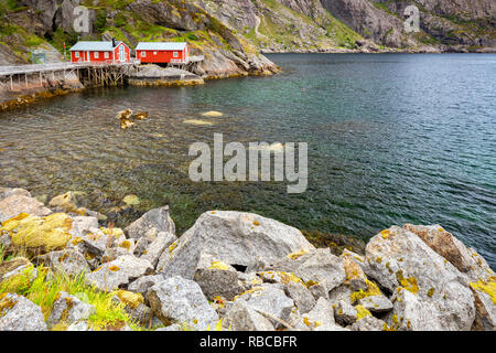 Norvégien typique des maisons rouges dans les Lofoten Rorbu village, Norvège Banque D'Images