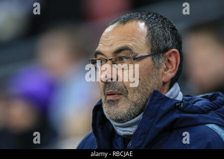 8 janvier 2019, Wembley, Londres, Angleterre ; Carabao EFL Cup, demi-finale, Tottenham vs Chelsea ; Maurizio Sarri manager de Chelsea durant la partie Crédit : Mark Cosgrove/News Images images Ligue de football anglais sont soumis à licence DataCo Banque D'Images