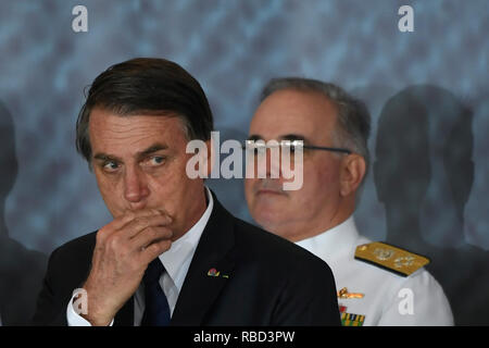 Brasilia, Brésil. 09Th Jan, 2019. DF - Brasilia - 09/01/2019 - Possession de le commandant général de la Marine - Bolsonaro Jaïr, Président de la République, au cours de l'inauguration ce mardi 9 janvier, d'Ilques Junior Barbosa comme commandant général de la Marine au cours d'une cérémonie à l'Clube Naval . Photo : Mateus Bonomi/AGIF : Crédit AGIF/Alamy Live News Banque D'Images