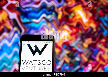 Kiev, Ukraine. Jan 9, 2019. Logo de la société CVC Watsco vu affichée sur un téléphone intelligent. Crédit : Igor Golovniov SOPA/Images/ZUMA/Alamy Fil Live News Banque D'Images