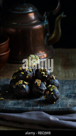 Bonbons de chocolat artisanal vegan, truffe avec orange, vintage Banque D'Images